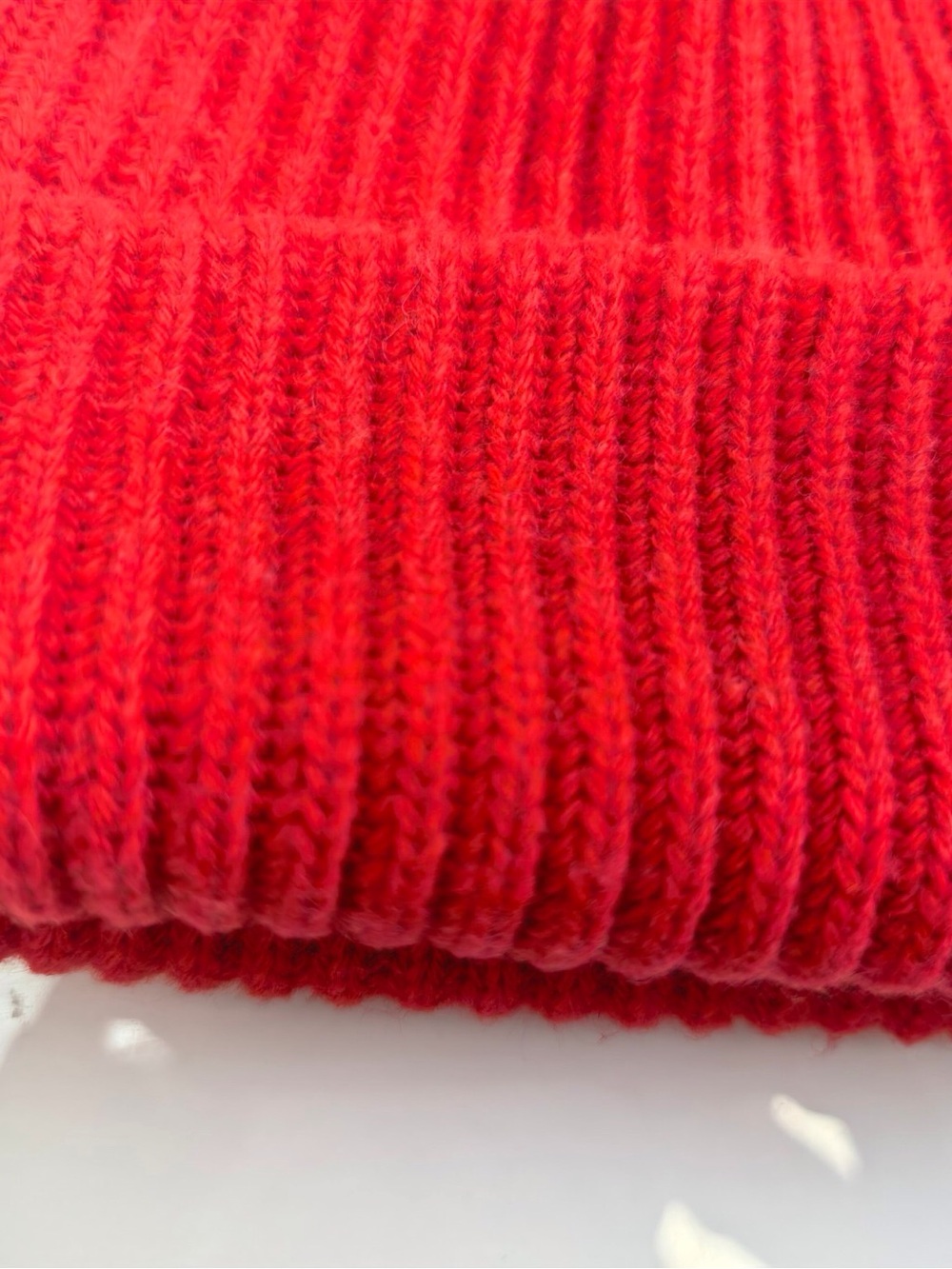Ganni Red Ribbed Beanie - Picture 2 of 4